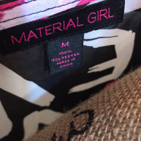 ✨MATERIAL GIRL SEE THROUGH SLEEVELESS BLOUSE✨ - Picture 6 of 6